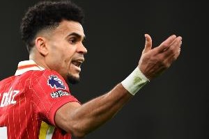 TA：拜仁即将7500万欧签下利物浦边锋迪亚斯