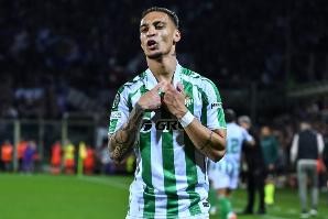 开云体育手机登录-天空：贝蒂斯仍在争取签下安东尼，但他们的方案无法满足曼联要求